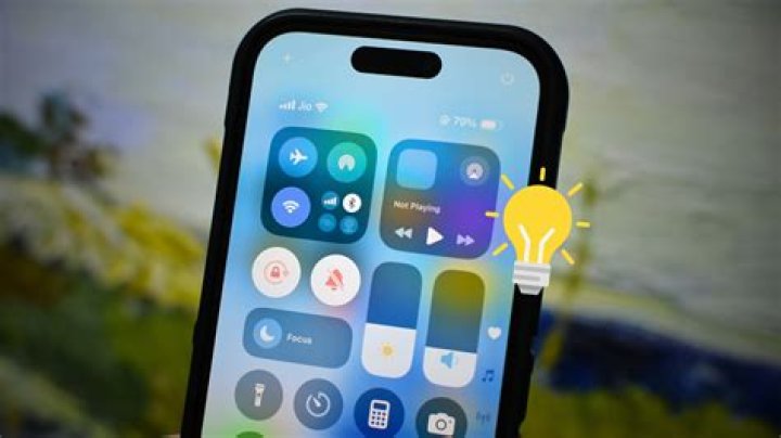 How to use your iphone while on a phone call