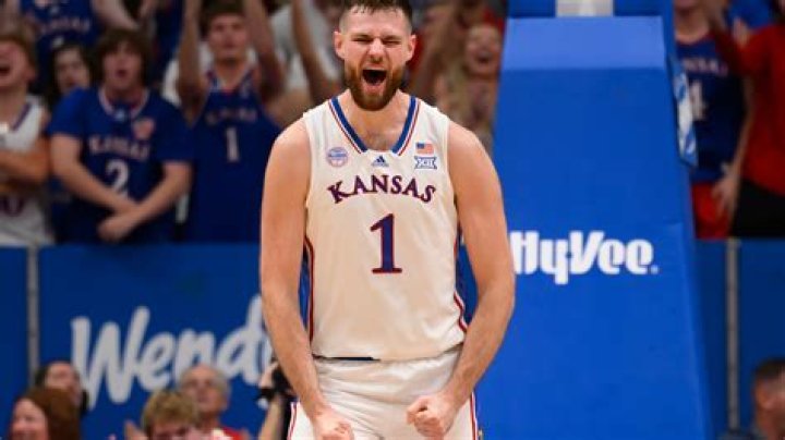Hunter Dickinson scores 21 as No. 1 Kansas routs North Carolina Central 99-56