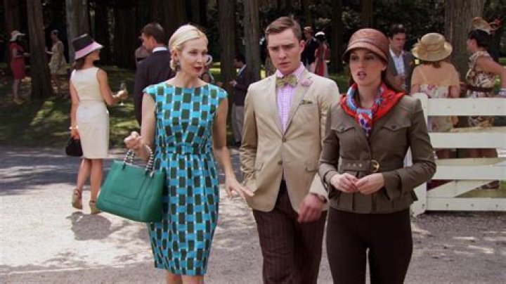 I Dressed Like Blair Waldorf For A Week & This Is What Happened — PHOTOS