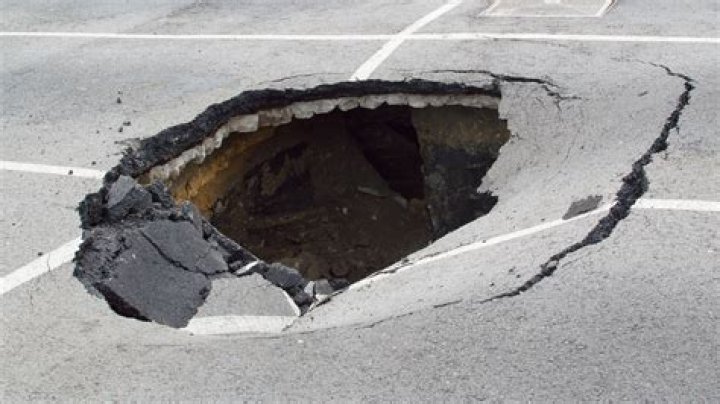 I got £100 back after a pothole burst my tyre and it took 10 minutes - how you can do it too