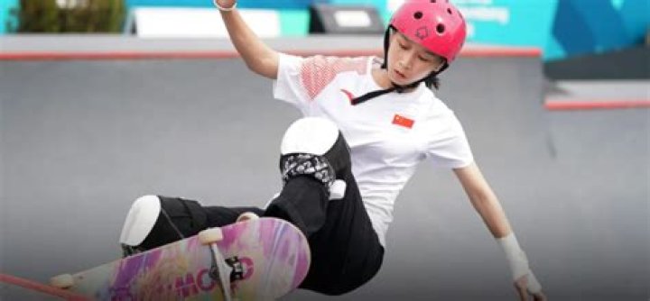 Interesting Read About Zhang Xin!
