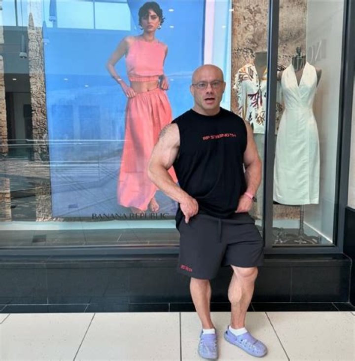 Is Dr. Mike Single In 2024? A Deep Dive Into His Relationship Status