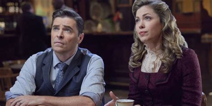 Is Lee leaving When Calls the Heart? Kavan Smith’s character could be dead