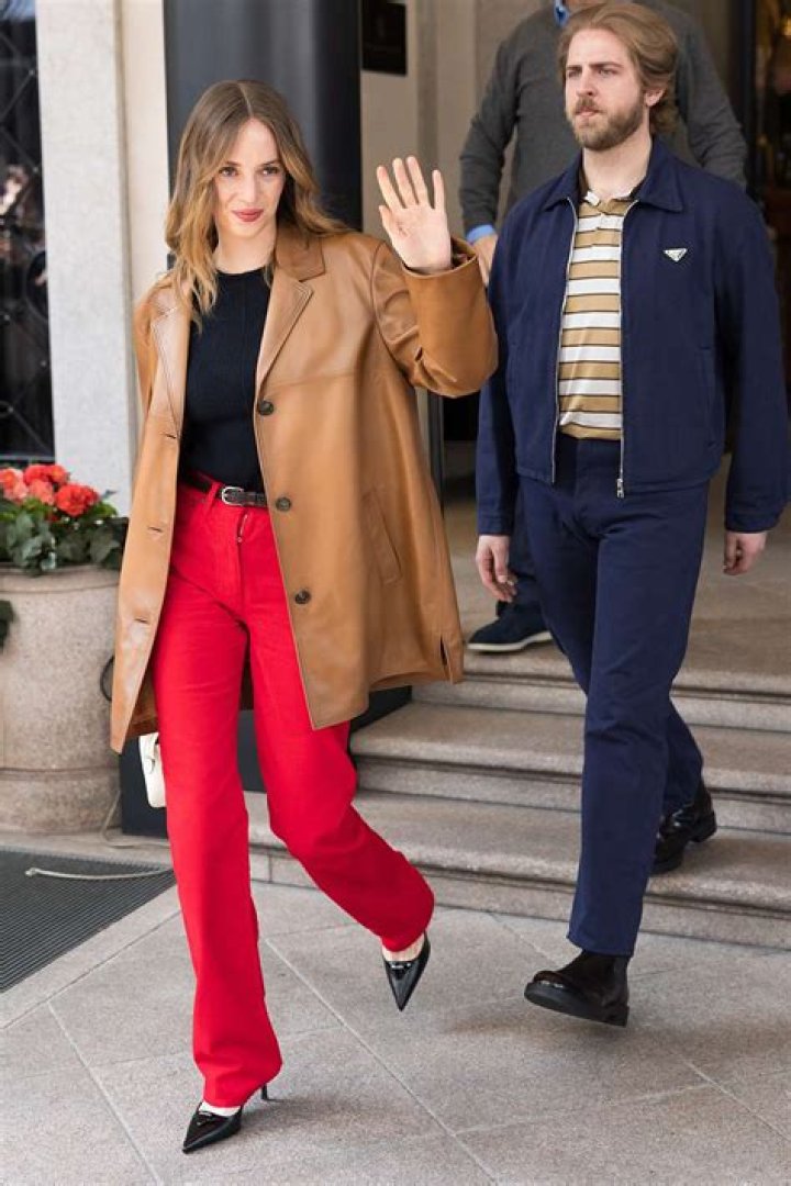 Is Maya Hawke Dating? Who Is Her Boyfriend?