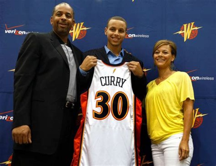 Is Sonya Curry White? Parents And Ethnicity Of Steph Curry Mom