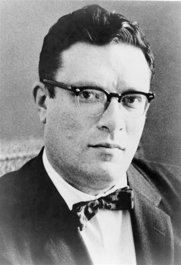 Isaac Asimov - - Biography