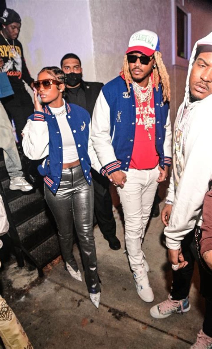 ‘It’s Giving Me Father Daughter Vibes’: Fans Unleash Jokes About Future and His New Boo Dess Dior