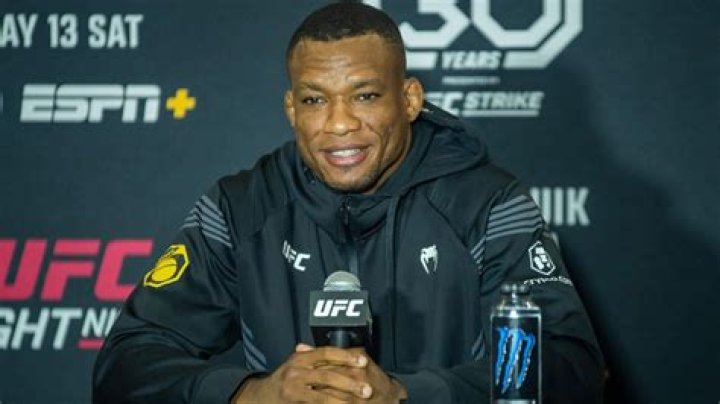 Jairzinho Rozenstruik Bio [2024 Update]: UFC & Net Worth