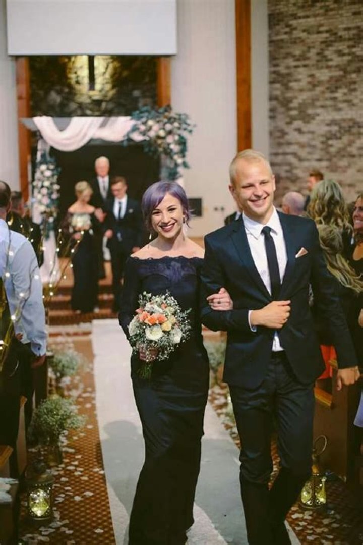 Jen Ledger Married: A Deep Dive Into Her Life And Relationships