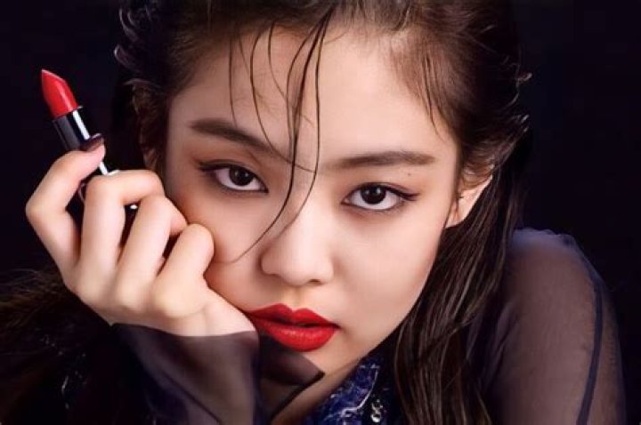 Jennie Kim Height and Measurements