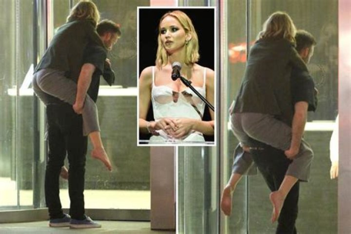 Jennifer Lawrence gets a piggyback from her new boyfriend Cooke Maroney after kicking off her high heels on date night