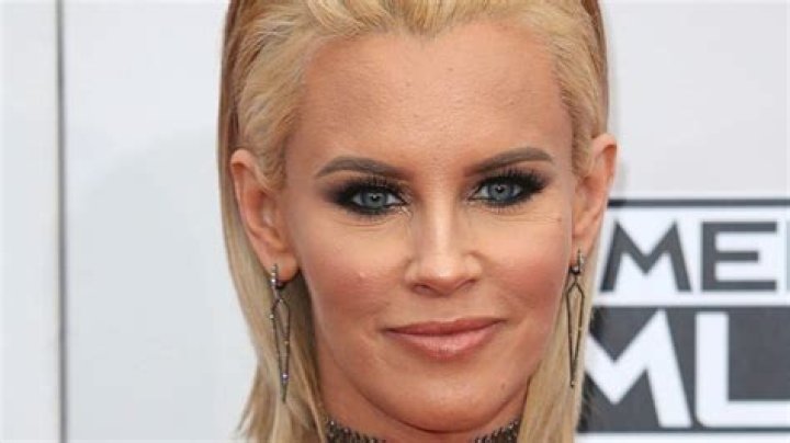 Jenny McCarthy ‘unrecognizable’ during appearance on Today Show: ‘What did she do to her face?’