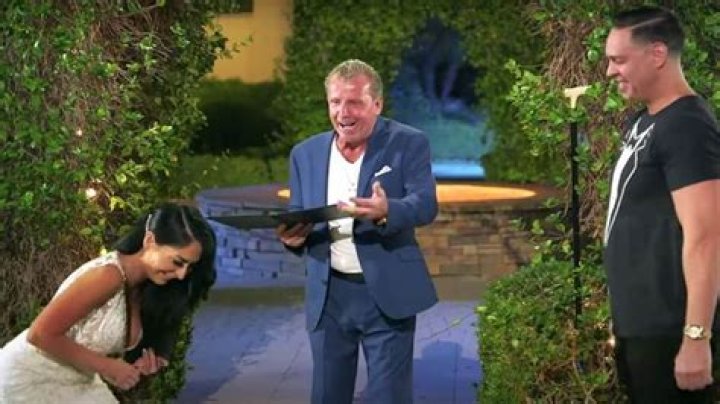 Jersey Shore Family Vacation: Angelina and Chris get their wedding do-over