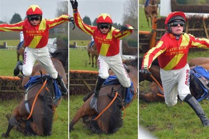 Jockey Harry Cobden comes flying off his horse Coole Cody in amazing picture sequence