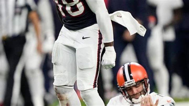 Joe Flacco’s incredible run in Cleveland ends as two pick-6’s doom Browns in playoff loss to Texans