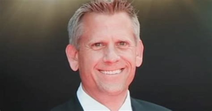 John Brenkus Wiki, Biography, Net Worth, Age, Family, Facts and More