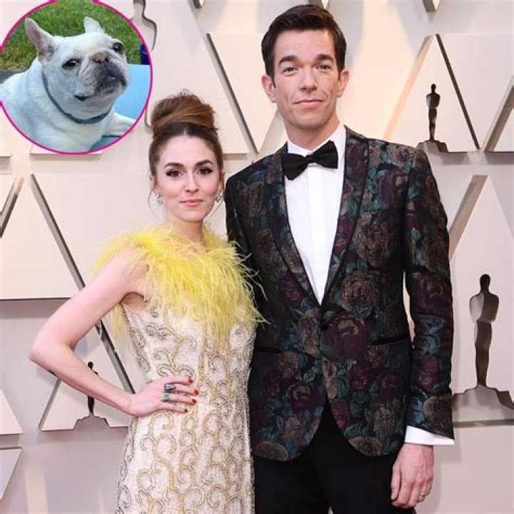 John Mulaney Wife, Girlfriend, Ex-Wife, Children, Net Worth, Height, Weight & Instagram
