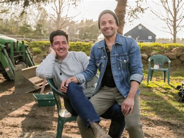 Jonathan Knight: Is He Married to His Business Partner Harley Rodriguez? Facts Concerning Farmhouse Renovators and Designers