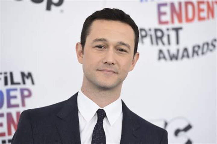 Joseph Gordon-Levitt Reflects on Filming Inception on Its 10 Year Anniversary