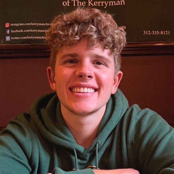 Joshdub (TikTok star) Wiki, Biography, Age, Girlfriends, Family, Facts and More