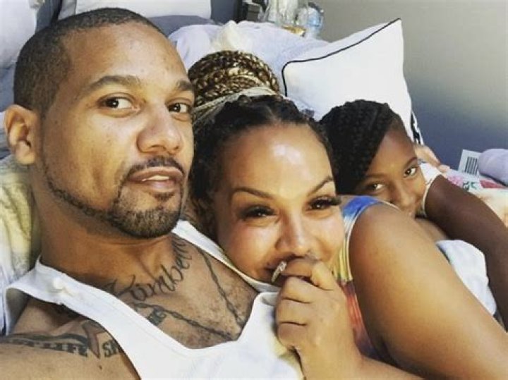 Juelz Santana and Kimbella are married! Love & Hip Hop couple gets hitched before his trip to prison
