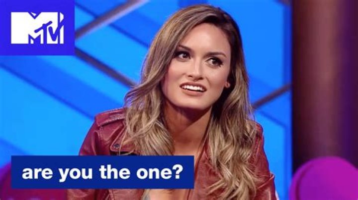 Julia Rose: Who is flashing former Are You The One contestant?