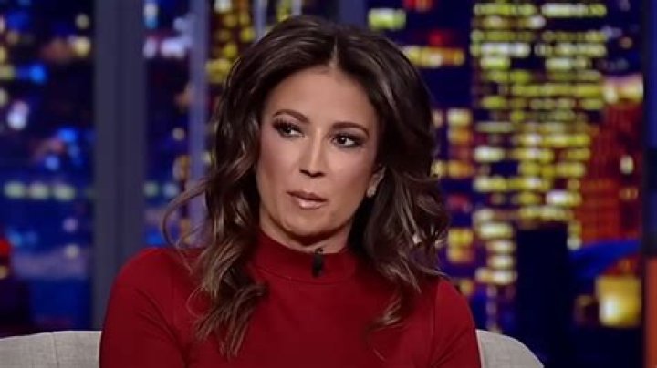 Julie Banderas: A Comprehensive Look At The Acclaimed Journalist