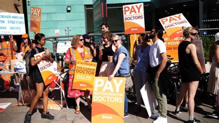 Junior doctors announce NINE new days of strikes over Christmas and into New Year after pay talks fail