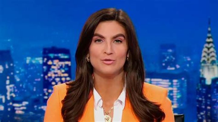 Kaitlan Collins Wikipedia, Trump, Salary, Bikini, Nasty Person, Trans, Wikifeet
