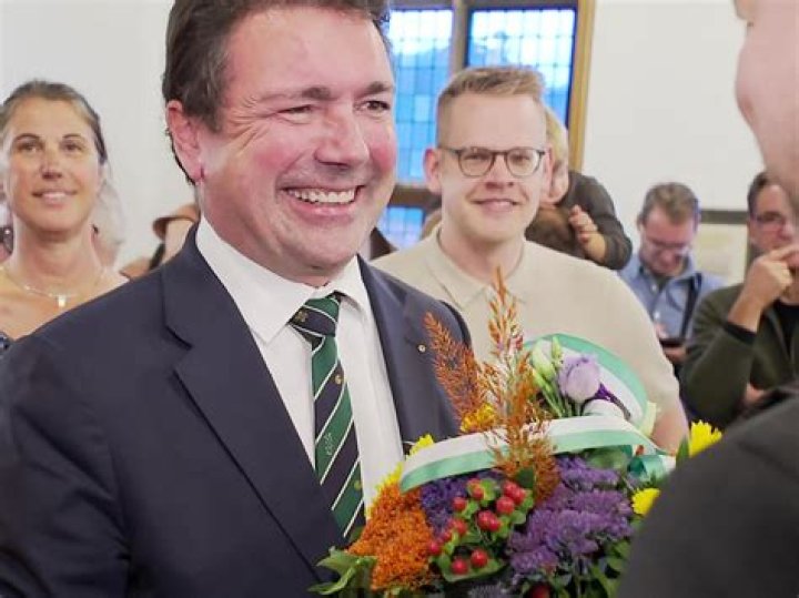 
Karl Andreas Roellgen
Net Worth
