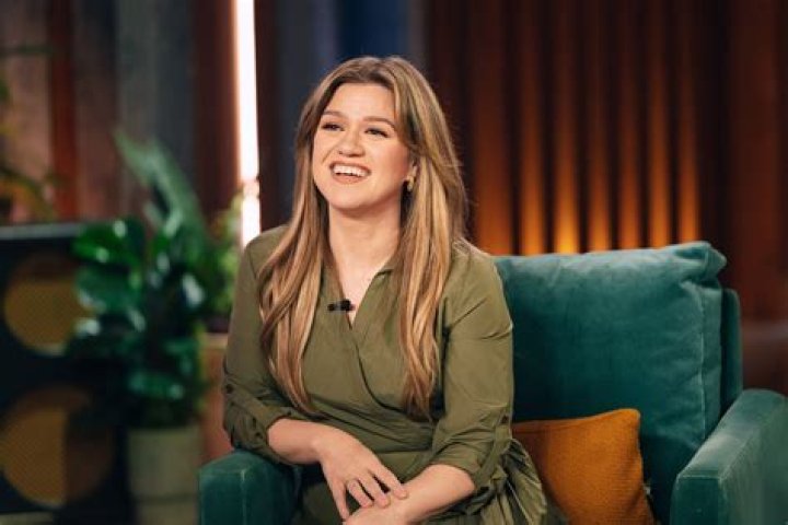 Kelly Clarkson: All The Ways 'American Idol' Changed Her Life