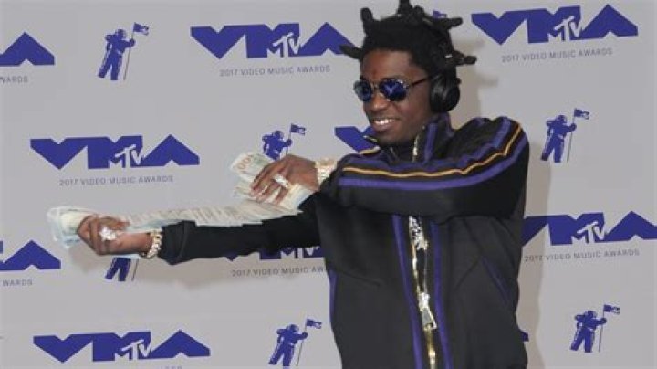 Kodak Black wants fans to know that the authorities did not clone him in prison