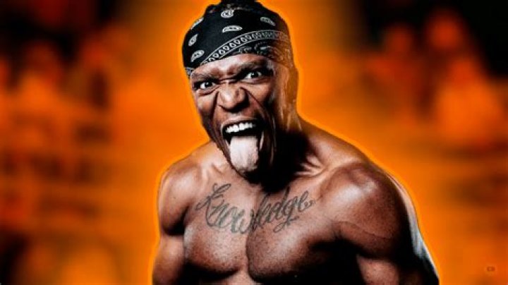 KSI Threatens to Slap Dillon Danis and Jake Paul If He Sees Them in Person