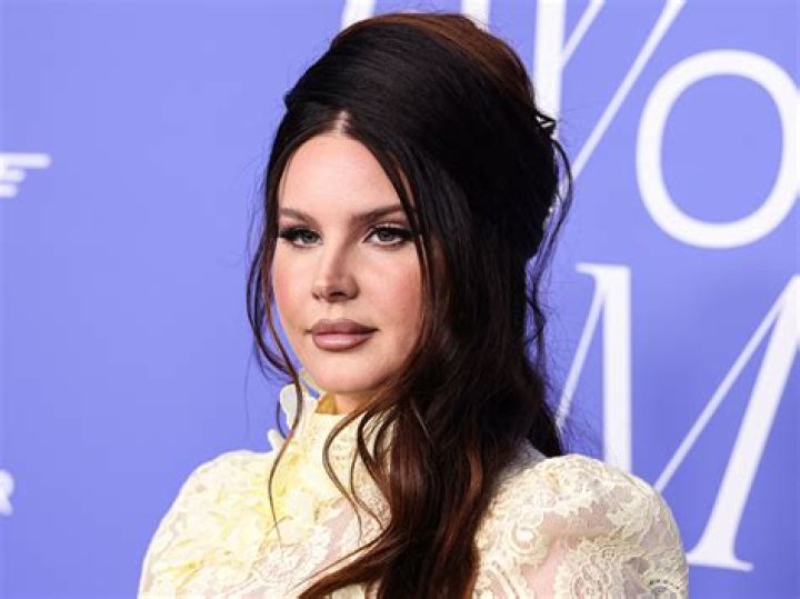 Lana Del Rey’s Dating History: The American Singer’s Love Life Revealed