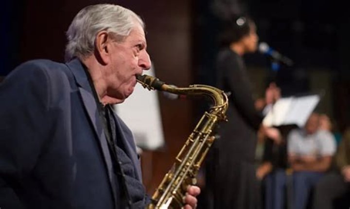 Larry McKenna Obituary-Death News; Iconic Saxophonist, Larry McKenna Passes Away Unexpectedly