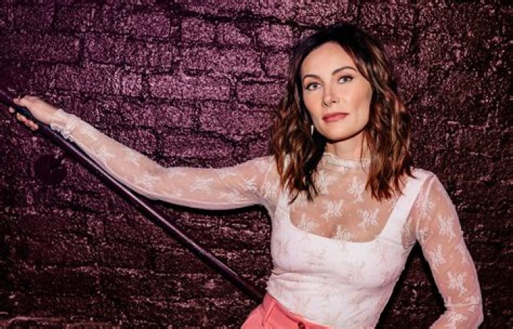 Laura Zapata Net Worth 2024