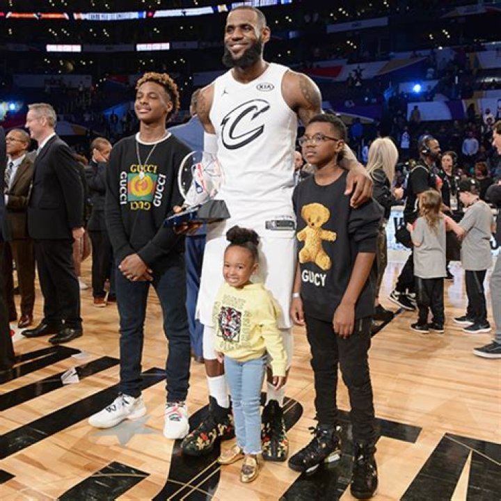 LeBron James Kids: Net Worth, Fame & More [2023 Update]