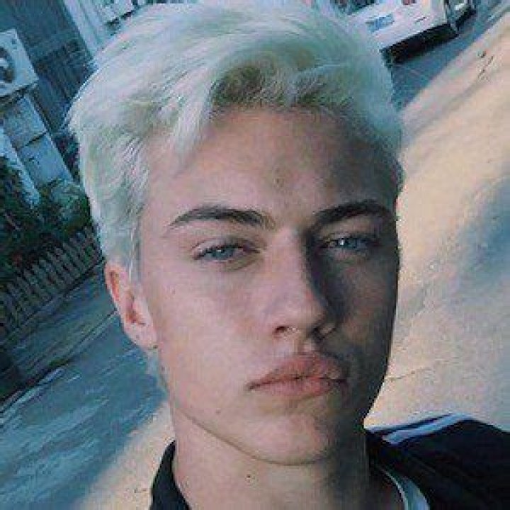 Lucky Blue Smith Age: A Journey Through Time And Stardom