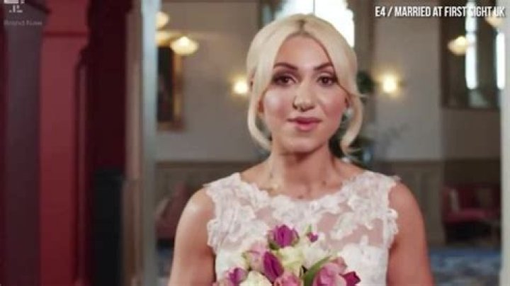 MAFS Erica Roberts reveals the dinner party dilemma brides faced & rules they're given for moving into the apartments