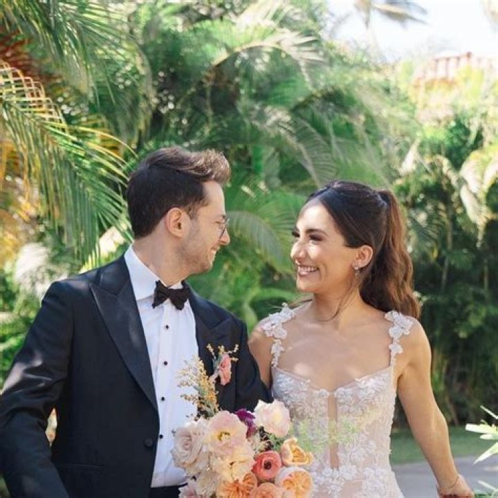 Maggie Bustamante: Marriage & Salary [2023 Update]