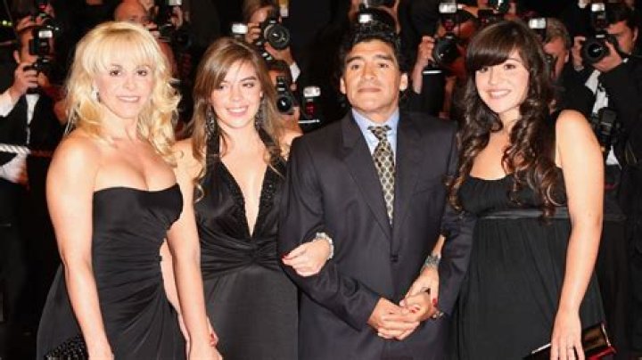 Maradona Net Worth, Wiki, Wife, Family, Death, Career