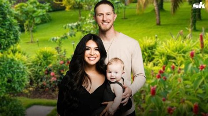Maria Macias: Who Is She? Josh Hader’s wife and family explained