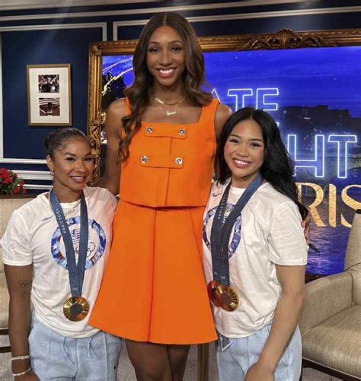 Maria Taylor Height Weight: How They Contribute to Her Success in The Sports Broadcasting Industry!!