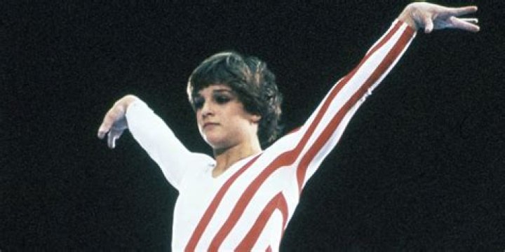 Mary Lou Retton says she’s ‘overwhelmed’ with love and support as she recovers from rare pneumonia