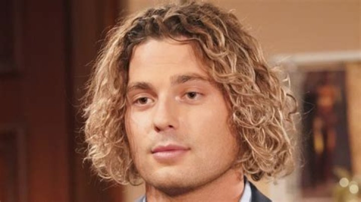 Matt Klotz from Big Brother 25 appears on The Bold and the Beautiful in a new episode clip