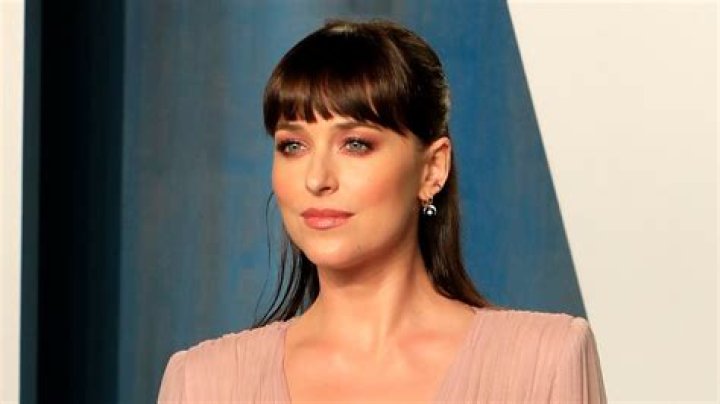 Meet the cast and characters of Netflix’s Persuasion