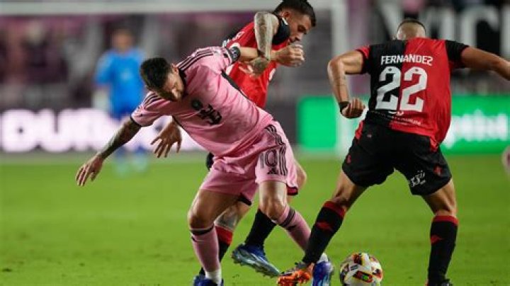 Messi and Inter Miami close messy preseason with 1-1 draw against Newell’s Old Boys