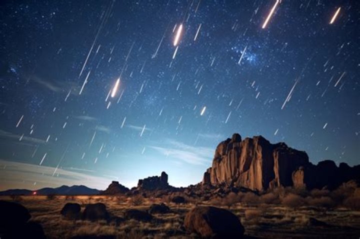 Meteor shower peaks TONIGHT in Quad Cities – power outage actually helps!