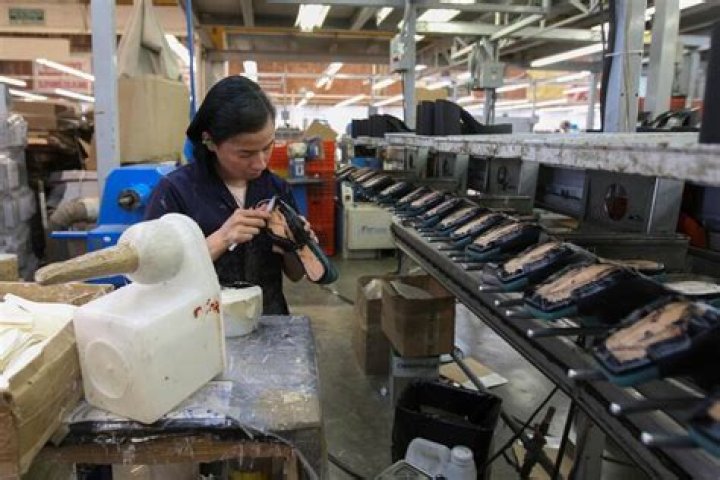 Mexico overtakes China as the leading source of goods imported by US
