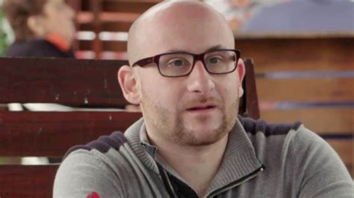 Mike Berk had a gross mishap during a 90 Day Fiance fan’s Cameo and didn’t seem to notice